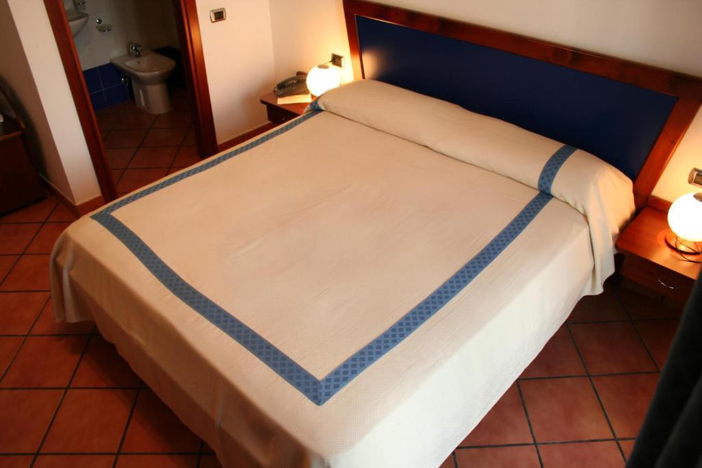 Hotel Locanda Dei Trecento Sapri Szoba fotó