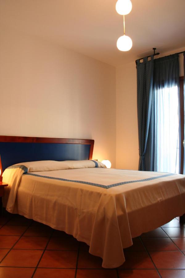 Hotel Locanda Dei Trecento Sapri Szoba fotó